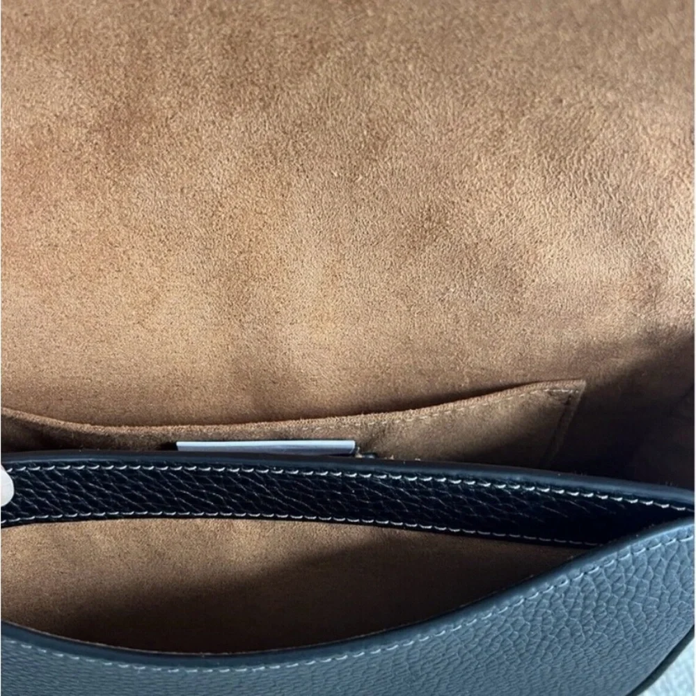 COACH Leather Crossbody Bag - Picture 4 of 9